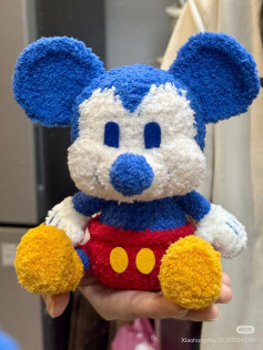 Crochet Mickey and Minnie Ice Cream Cone Pattern Chart