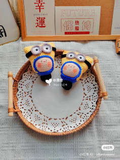 Crochet Minion Hand Cream Holder Pattern Tutorial