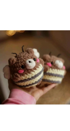 Crochet Pattern: Cute Bear Bee Amigurumi - Brown, Yellow & Gray Striped Honeycomb Design