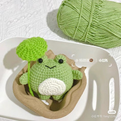 Crochet Pattern: Cute Green Frog with Umbrella Amigurumi