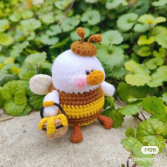 Crochet Pattern: Cute Honey Bee Amigurumi Doll with Honey Bucket