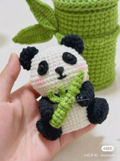 Crochet Pattern: Cute Panda and Bamboo Pen Holder Chart
