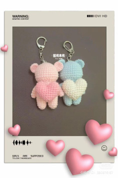 Crochet pattern for cute bear keychains with hearts