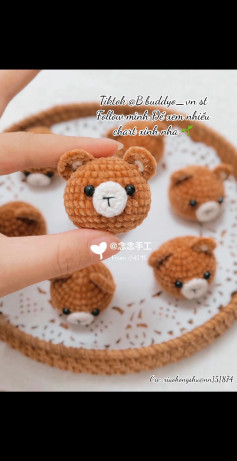 Crochet pattern for cute brown bear head, ears and nose