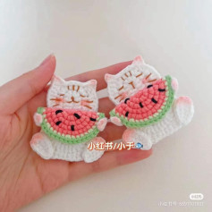 Crochet pattern for cute white kitten eating watermelon amigurumi