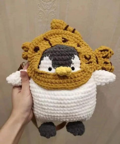 Crochet Penguin in Fish Costume Amigurumi Pattern Chart