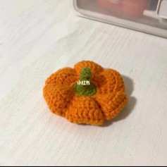 Crochet Pumpkin Hair Clip Pattern and Tutorial