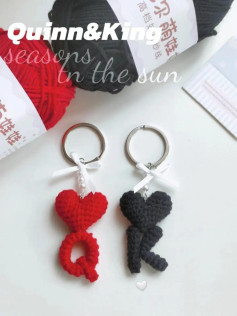 Crochet Q and K Heart Keychains Pattern Chart