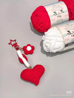 Crochet Red Heart and Flower Keychain Pattern Chart