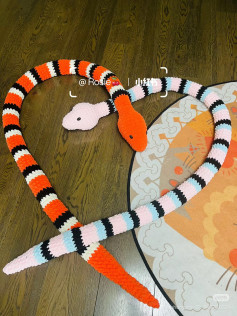 Crochet Snake Amigurumi Pattern with Free Chart