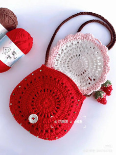 Crochet Strawberry Milk Cap Bag Pattern with Chart