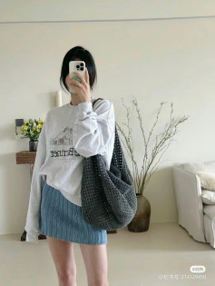 Crochet Tote Bag Pattern: Detailed Flat Chart for Purple, Beige, and Dark Grey Handmade Bags