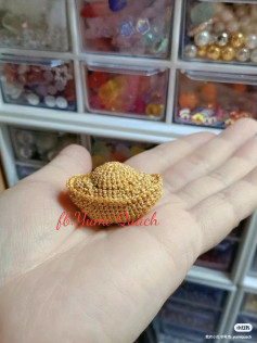 Crochet Tutorial Chart for Golden Ingot (Yuanbao) Amigurumi