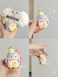 Cute Amigurumi Penguin Crochet Pattern with Scarf and Hat