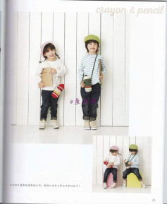 Cute Crayon and Pencil Crochet Bag Pattern with Detailed Japanese Charts