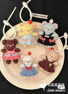 Cute Crochet Bear Keychains with Summer Dress Pattern