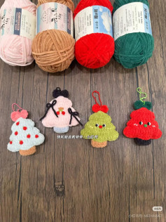 Cute Crochet Christmas Tree Ornaments Pattern