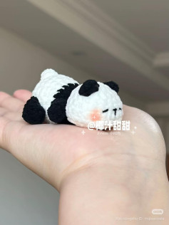 Cute Crochet Panda Brooch Pattern with Chart