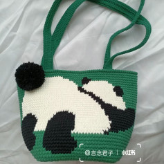 Cute Crochet Panda Tote Bag Pattern with Green Background and Black Pom-Pom Detail