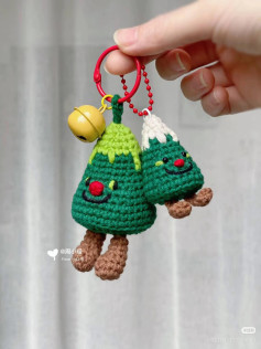 Cute Crochet Pine Tree Doll Keychain Pattern