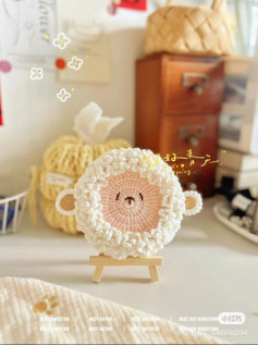 Cute Crochet Sheep Face Pattern with Pink Cheeks and Woolly Texture