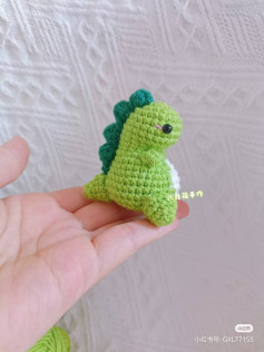 Cute Green Crochet Dinosaur Amigurumi Pattern