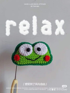 Cute Green Frog Crochet Brooch Pattern
