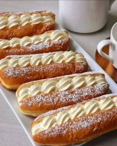 Donas Rellenas con Crema Fresca y Cerezas: Suaves, esponjosas y deliciosas