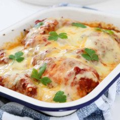 Easy Mexican Baked Salsa Chicken with Melted Cheese