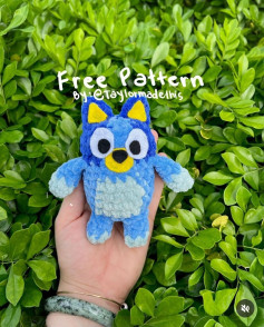 Free Crochet Pattern: Blue Cat Amigurumi Doll