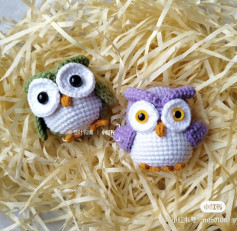 Free Crochet Pattern for Cute Little Owl Keychain in Green and Purple with Detailed Stitch Instructions