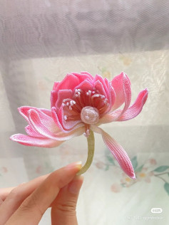 Handmade Crochet Pink Lotus Flower with Afghan Stitch Chart Pattern