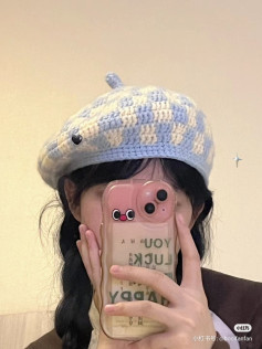 Handwritten Crochet Pattern for Blue and Cream Checkered Beret Hat