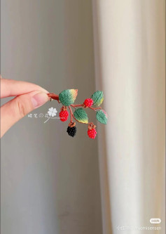 Handwritten Crochet Pattern for Tiny Red and Black Berries, Leaves, and Yellow Flowers with Detailed Stitch Instructions
