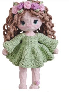 Hướng dẫn chi tiết cách móc búp bê amigurumi Samantha với váy xanh và vương miện hoa
