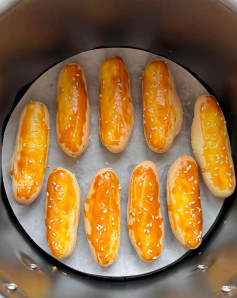 Hướng dẫn làm bánh quy giòn xốp nhân phô mai, rắc vừng vàng óng bằng nồi chiên không dầu