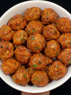 Hướng dẫn làm viên thịt chiên giòn với củ sen và cà rốt, cách nấu ngon giòn rụm