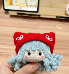 Hướng dẫn móc búp bê tóc xanh mũ đỏ