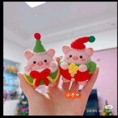 Hướng dẫn móc len bé heo Giáng sinh dễ thương