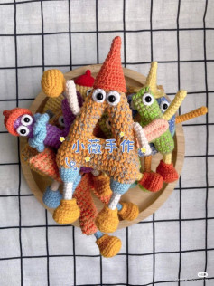 Hướng dẫn móc len búp bê chữ cái O, A và các nhân vật hoạt hình dễ thương
