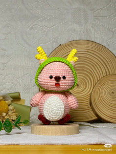 Hướng dẫn móc len búp bê tuần lộc hồng mũ xanh