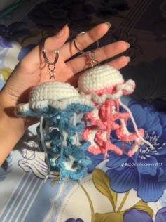 Hướng dẫn móc len con sứa màu xanh và hồng