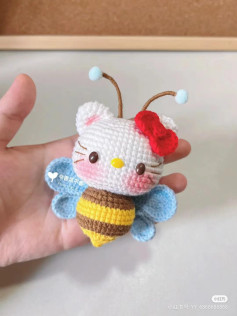 Hướng dẫn móc len Ong Hello Kitty dễ thương, chart chi tiết từng phần