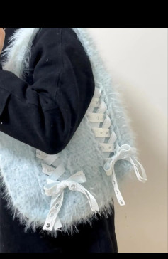 Hướng dẫn móc túi Ballet màu xanh lông vũ đính nơ