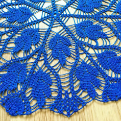 Инструкция по вязанию синей ажурной салфетки крючком из мерсеризованного хлопка