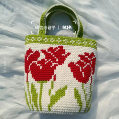 Japanese Crochet Chart for Red Tulip Tote Bag with Green Handles and White Background