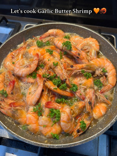 Let's cook Garlic Butter Shrimp with Sprite