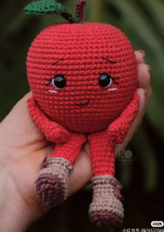 Long-legged Apple Amigurumi Doll Crochet Pattern