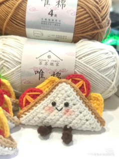 Mini Sandwich Crochet Pattern with Chart and Instructions
