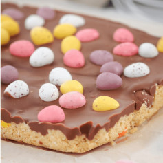 No-Bake Easter Egg Slice with Chocolate Topping